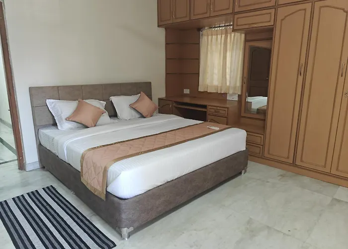 Sindhu Suites - Premium 2 Bhk Apartment Rmv II Stage Bangalore